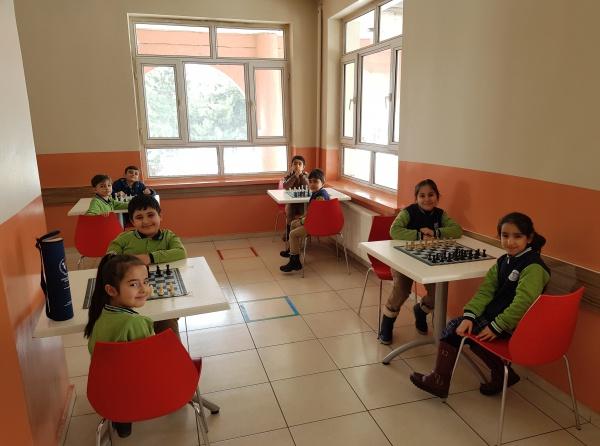 Satranç Turnuvası 2.Sınıflar 2.Tur Eşleşmeleri