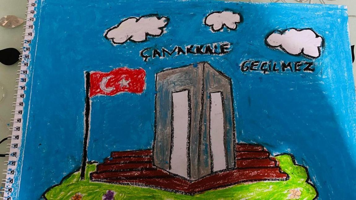 Okulumuz 4/B Sınıfı Öğrencileri 18 Mart Çanakkale Şehitlerini Andı