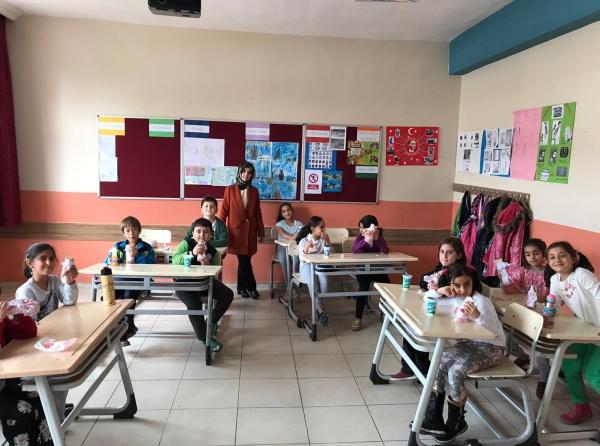 Okulumuz 4/C Sınıfı Öğrencileri Kültür ve Miras Konusu Kapsamında Çiğköfte Yedi